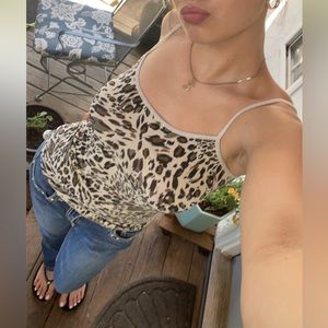 Meet your Posher, Helestie